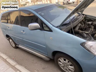 Toyota Innova G 3