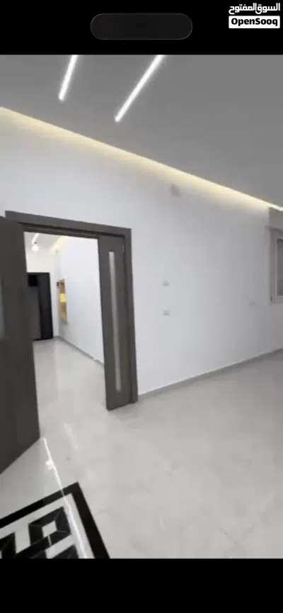 منزل للبيع مساحة الارض205 المسقوف 165 3