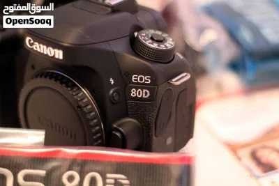 كاميرا كانون 80D معاها عدسة التصوير الخاصة بيها 3