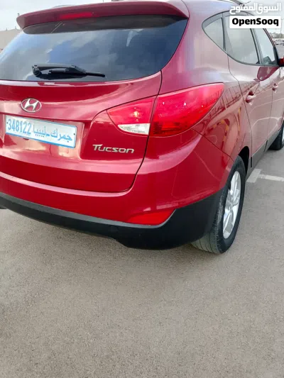 Hyundai Tucson GL 2