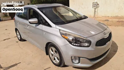 Kia Rondo 4