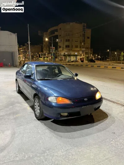 هيونداي افانتي Standard 3