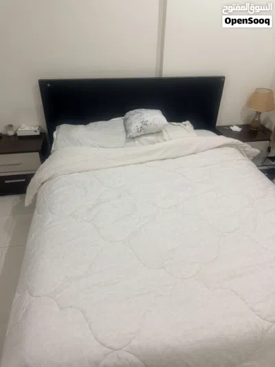Queen size Bed, Mattress and two side tables 2