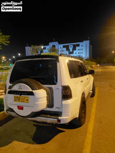 Mitsubishi Pajero Standard 3