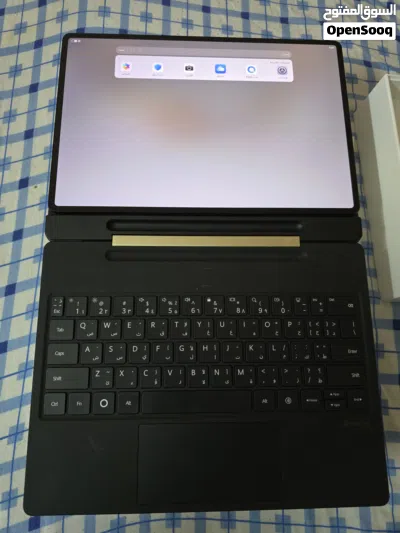 Matepad Pro 12.2 with 100W Charger & Keyboard 2