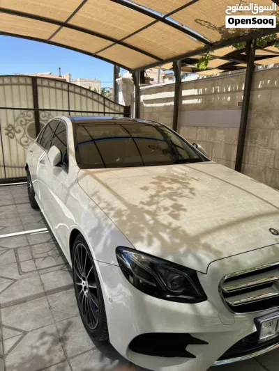 Mercedes Benz E-Class E 200 3