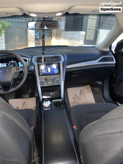 Ford Fusion SE 4