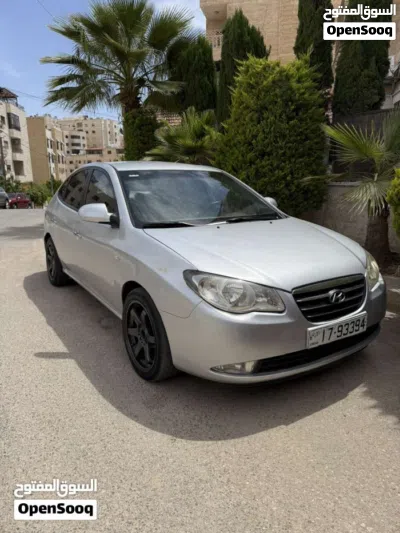 Hyundai Avante SE 2