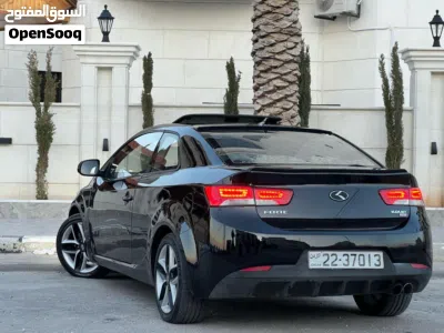 Kia Forte GT 3