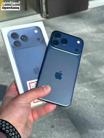 iPhone 17 pro max 256 Blue 2
