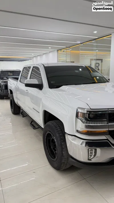Chevrolet Silverado 1500 LT 3