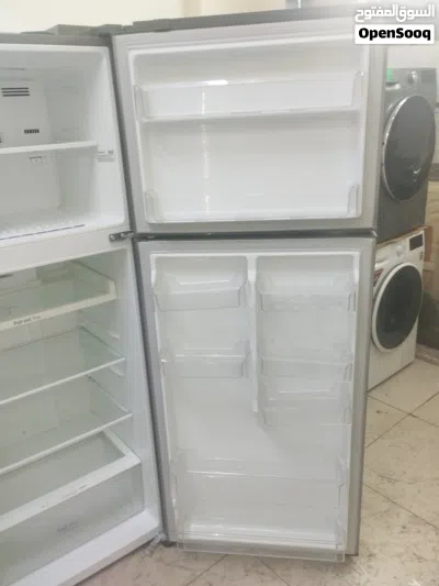 LG Silver Color Fridge for the sale Clean view 4