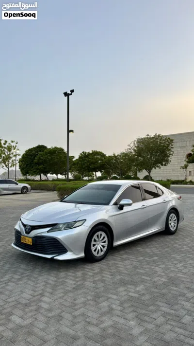 Toyota Camry LE 2