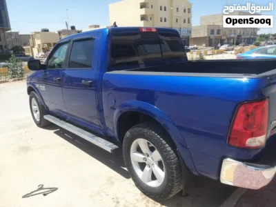 دودج رام Laramie 4