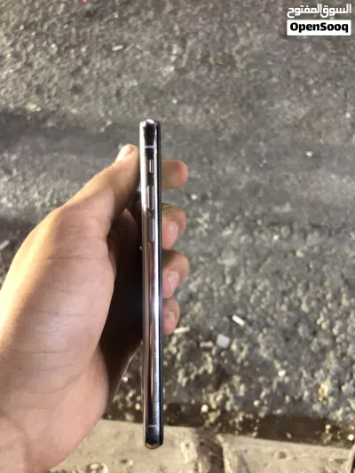 ايفون xs مسكر ايكلاود 3