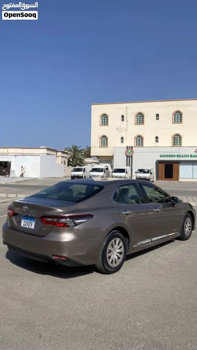 Toyota Camry LE 3