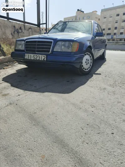 Mercedes Benz E-Class E 200 2