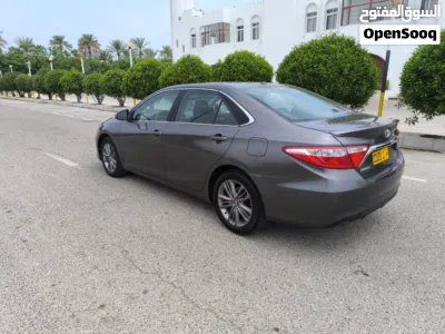 Toyota Camry SE 4