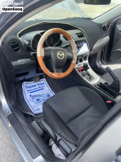 Mazda 3 Standard 3