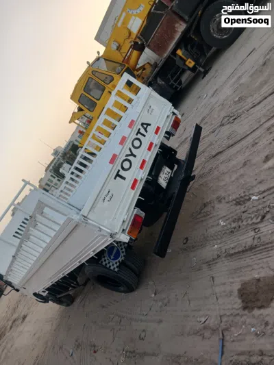 Toyota Dyna 2