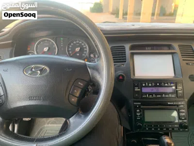 Hyundai Azera GL 2