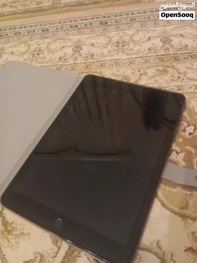 ايباد 9 ما يشكي من شي 2