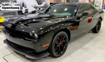 Dodge Challenger SXT 3