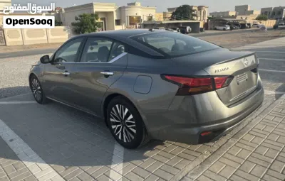 Nissan Altima SV 3