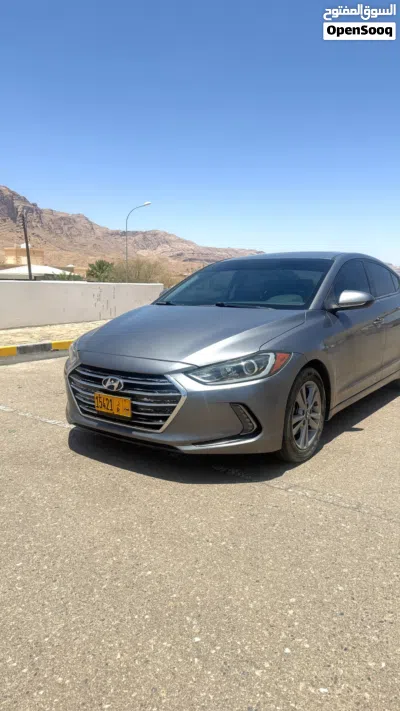 Hyundai Elantra SEL 3