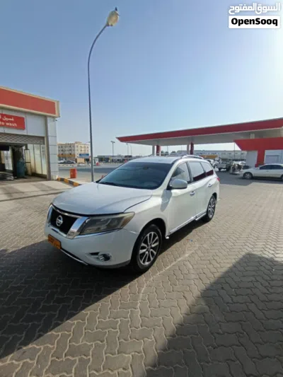 Nissan Pathfinder SL 3