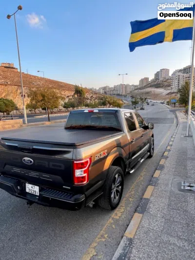 Ford F-150 Lariat 3