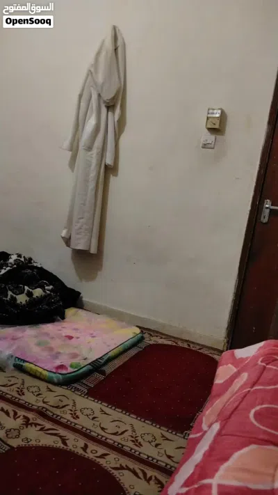 مطلوب 1فرد للمشاركة في غرفة الإيجار 4