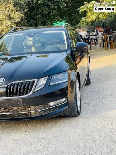 سكودا اوكتافيا Standard 2