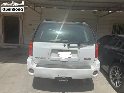GMC Envoy Standard 2