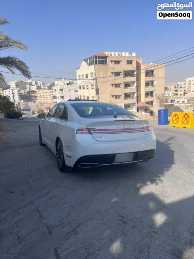 Lincoln MKZ Black Label 4