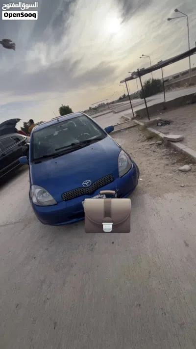 Toyota Yaris SE 3
