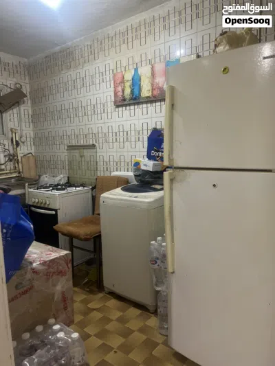استوديو للإيجار 4