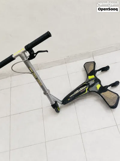 للبيع اسكوتر ماركة (JD Bug Cool Carver) For sell Scooter 2