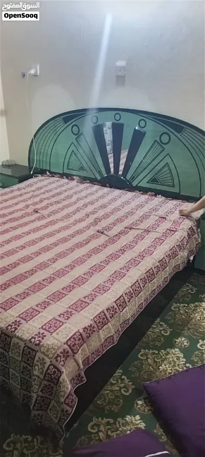 فرصة لا تعوض لأصحاب الذوق الرفيع والعرسان في صنعاء للبيع غرفة نوم كاملة متكاملة، تتميز بنظافتها جديد 2