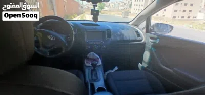 Kia Cerato EX 4
