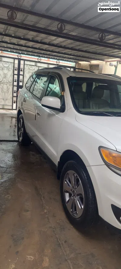 Hyundai Santa Fe GL 4