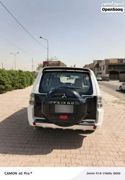 Mitsubishi Pajero GLS 2