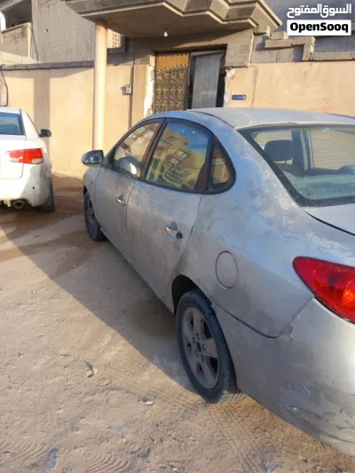 Hyundai Avante SE 4