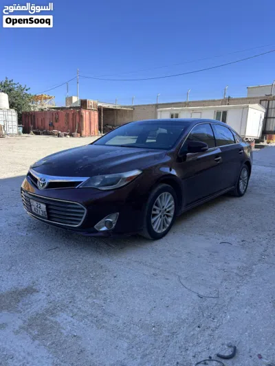 Toyota Avalon XLE 2
