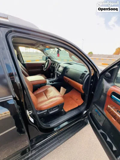 Toyota Sequoia Platinum 4