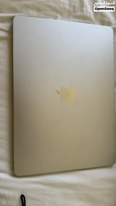 MacBook Air 13” M4 - 16GB RAM - 256GB SSD (Silver) 2