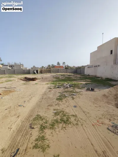 3 قطع اراضي سكنية عرادة يبعدو عن الطريق الرئيسي 20 متر بقرب من جامع الحباشه 2