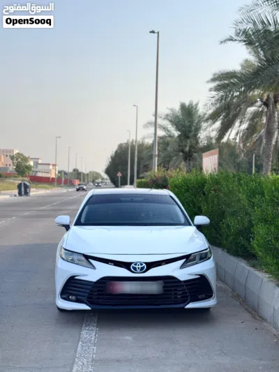 Toyota Camry LE 3