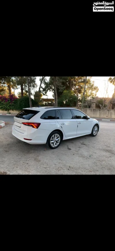 سكودا اوكتافيا Elegance Plus 4