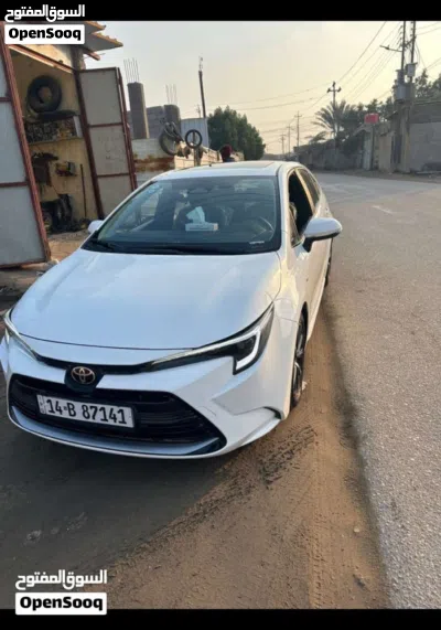 Toyota Corolla Hybrid 3